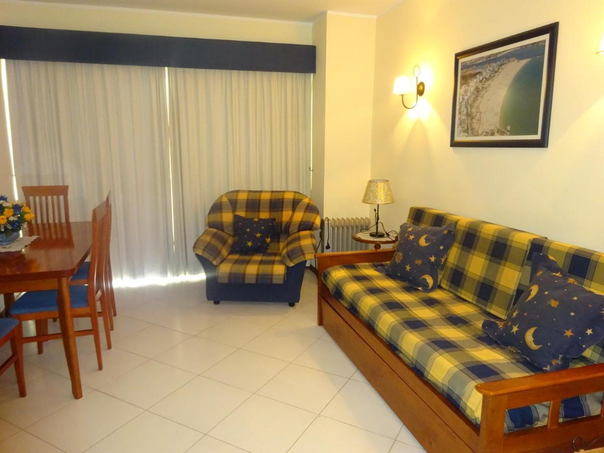 Apartamento T1 Com Piscina E Vista Mar - Praia Da Rocha Portimao Luaran gambar